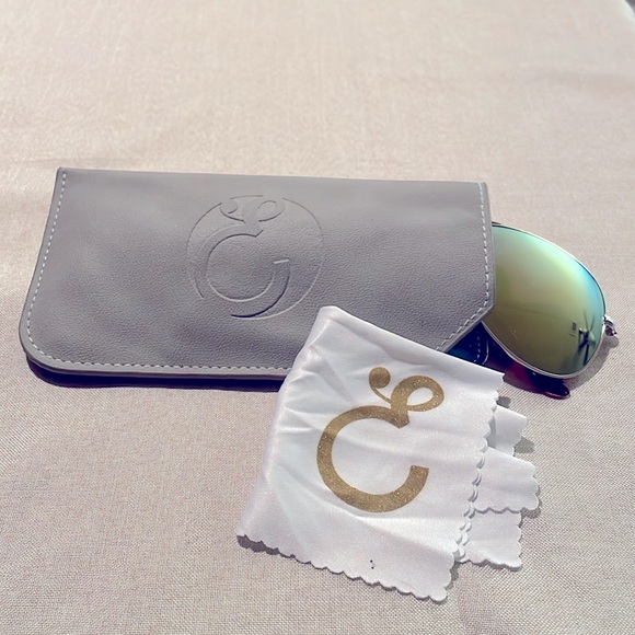 Ellison Aviator Style Men’s Women’s Gold Metal Mirror Lens Sunglasses & Case - Picture 8 of 10